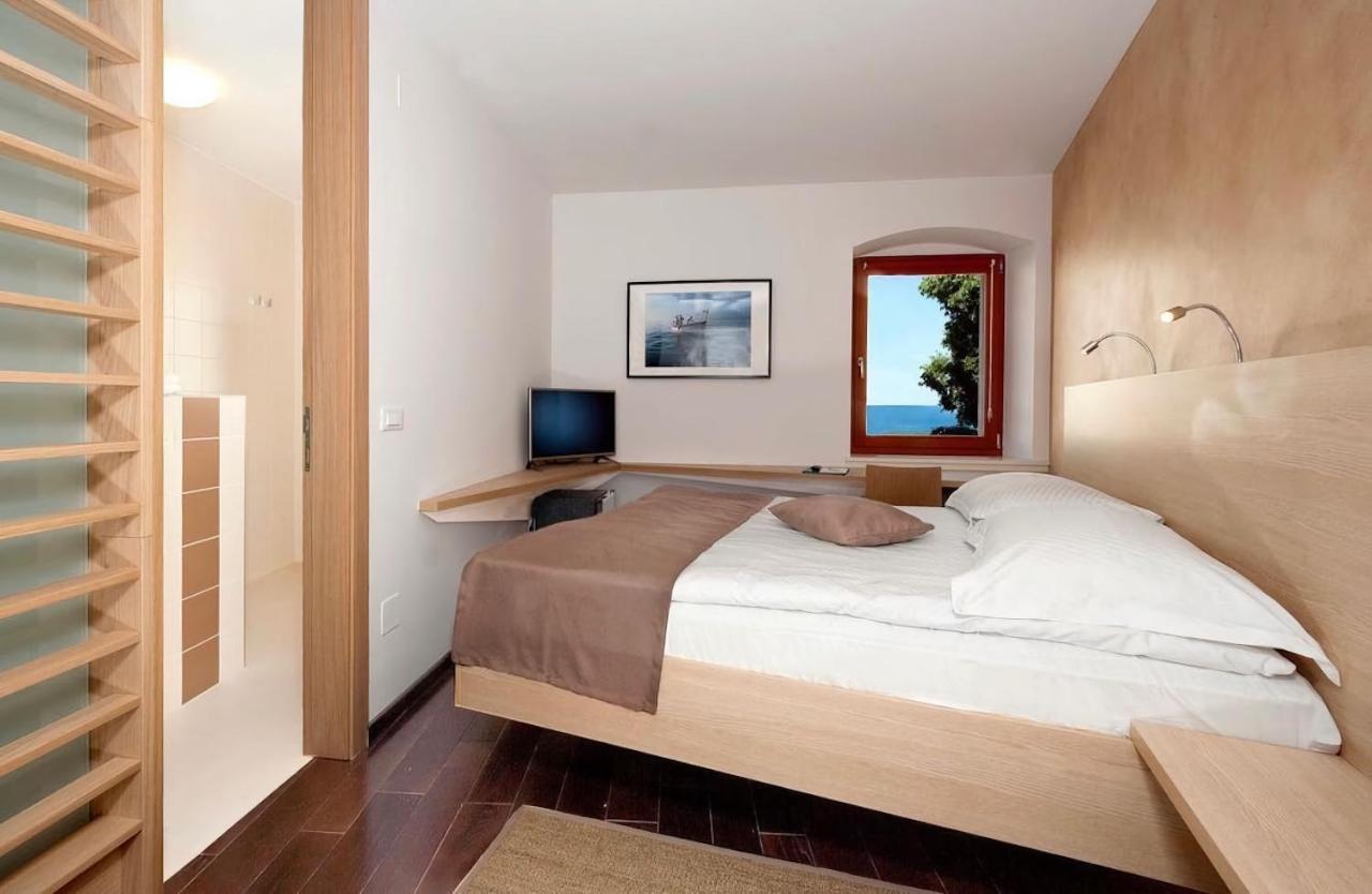 Boutique Wrungel Hotel Vrsar Ngoại thất bức ảnh
