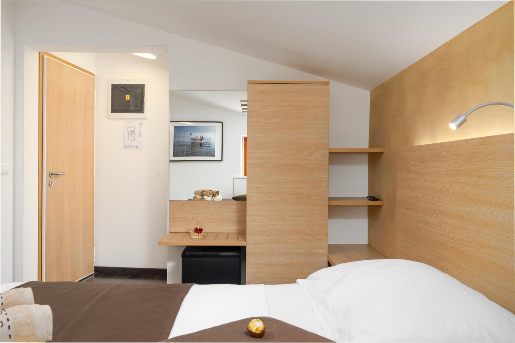 Boutique Wrungel Hotel Vrsar Ngoại thất bức ảnh