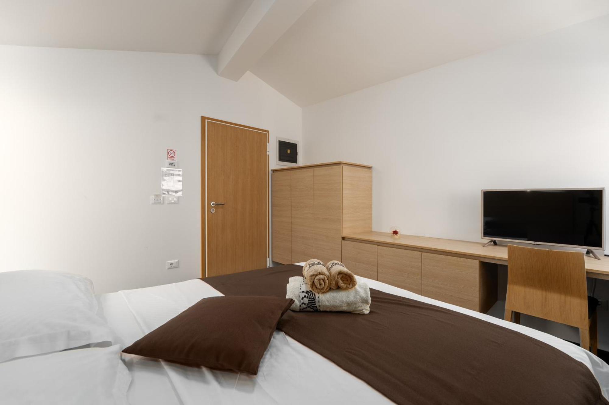 Boutique Wrungel Hotel Vrsar Ngoại thất bức ảnh