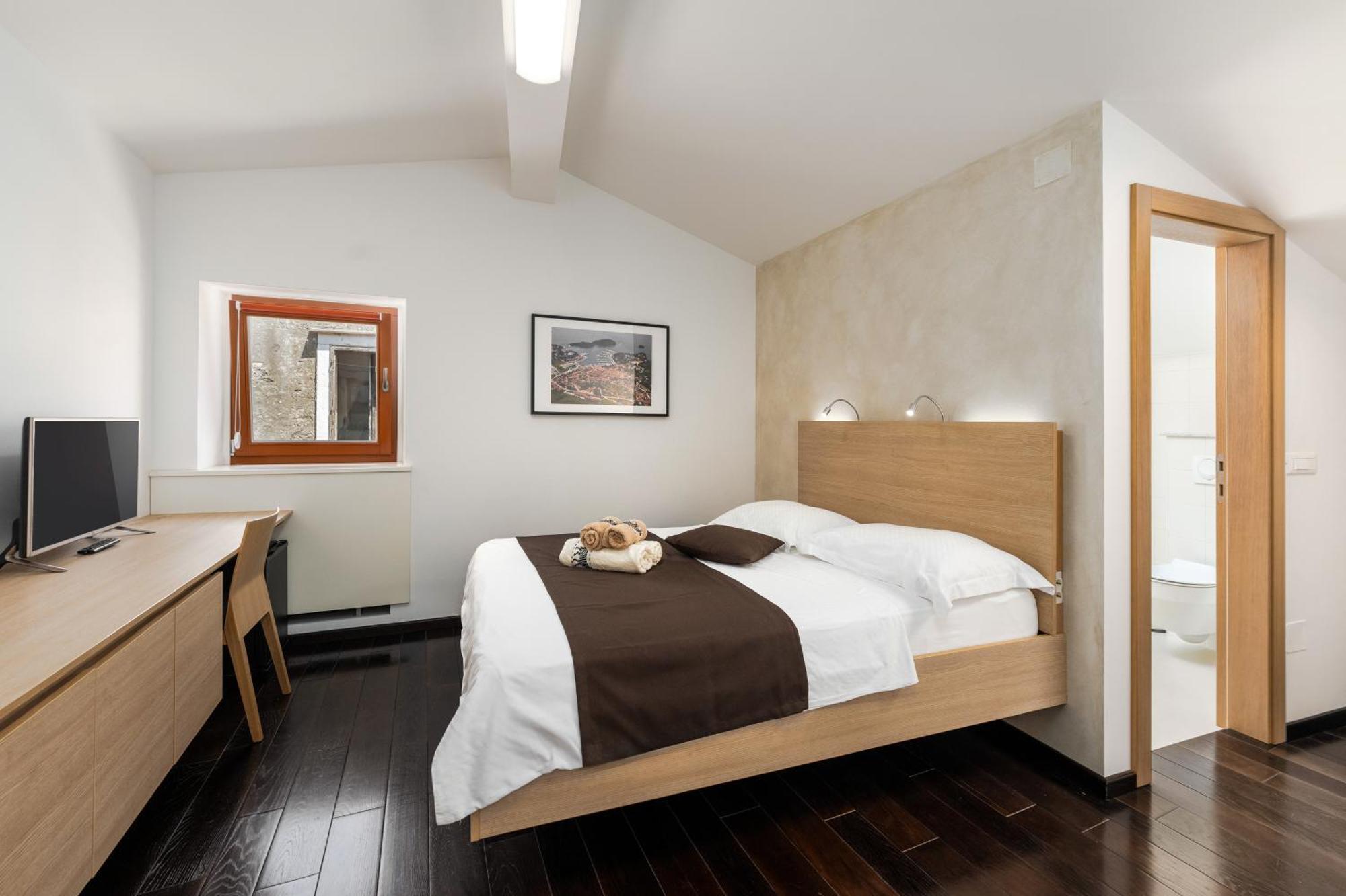 Boutique Wrungel Hotel Vrsar Ngoại thất bức ảnh